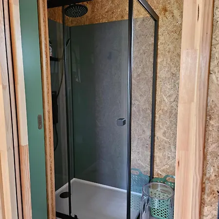 La Studette ベヌヴィル