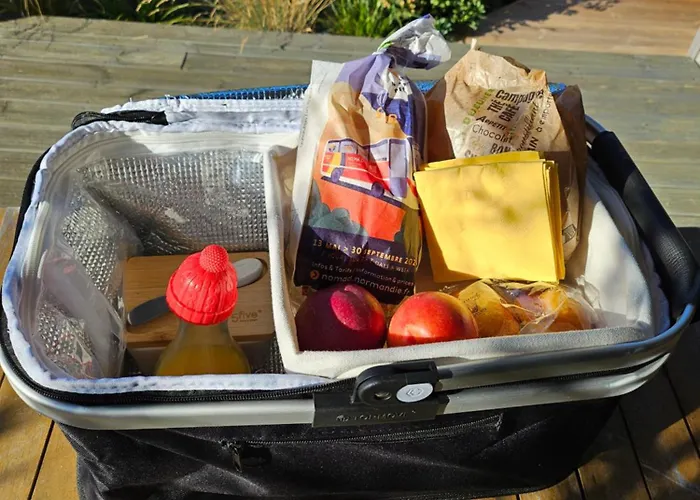 فندق مبيت وإفطار La Studette Bénouville